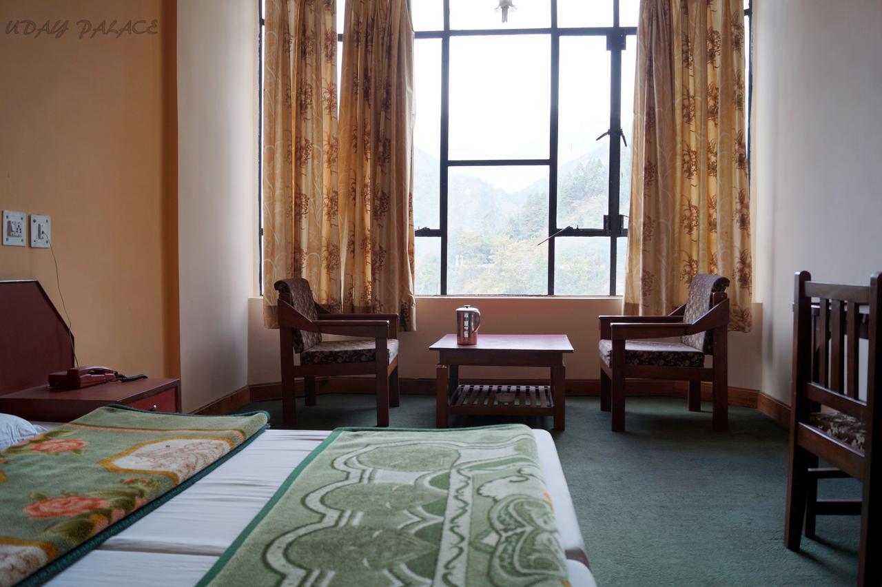 Hotel Uday Palace Pipalkoti エクステリア 写真